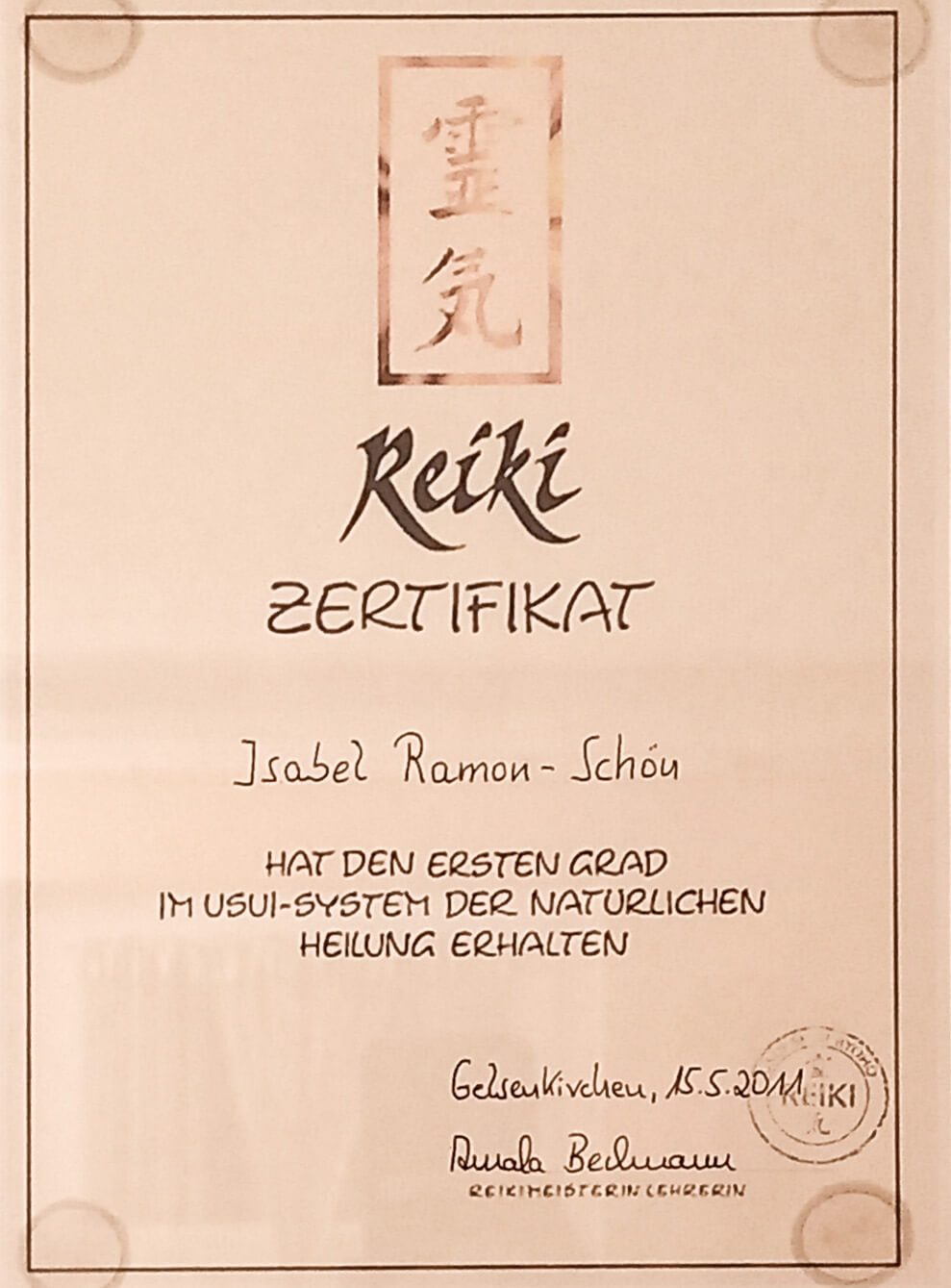 gluecksmomente-yoga-reiki-klang-zertifikat-reiki-grad-1